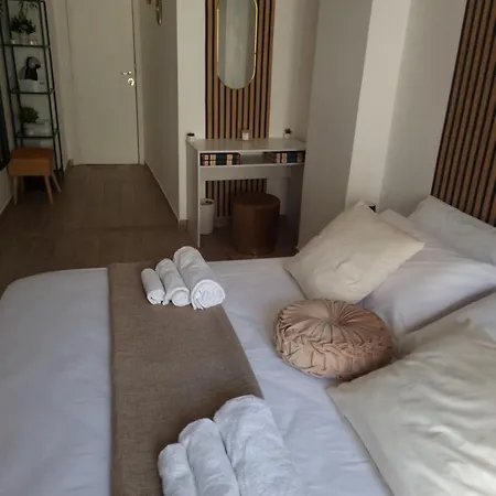 Niluna 4* Nápoles